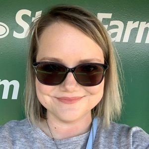 Meet your Posher, Amber